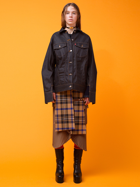 07051555_595c8d5fd2a1a